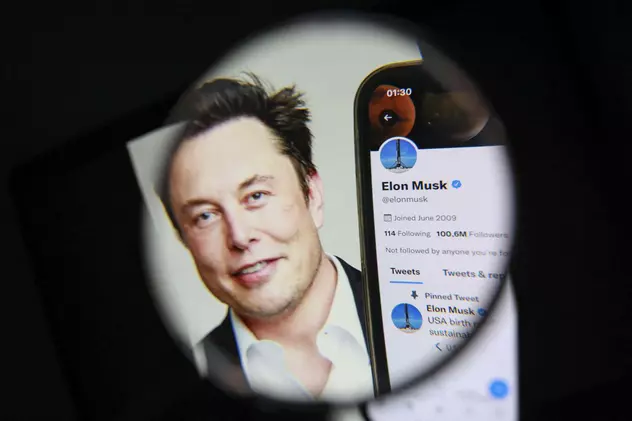 Elon Musk încearcă, pentru a doua oară, să introducă pe Twitter taxa de 8 dolari pentru conturi verificate