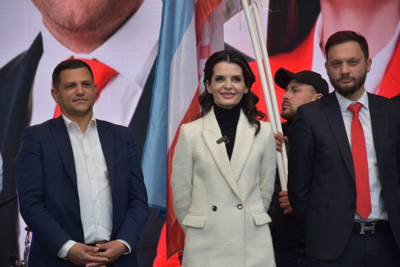 Cine este Evghenia Guțul, câștigătoarea scrutinului pentru funcția de bașcan al Găgăuziei, potrivit datelor preliminare