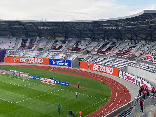 Galerie Foto | Se anunță o atmosferă spectaculoasă la finala Cupei României! ”Șepcile Roșii” au pregătit o scenografie impresionantă