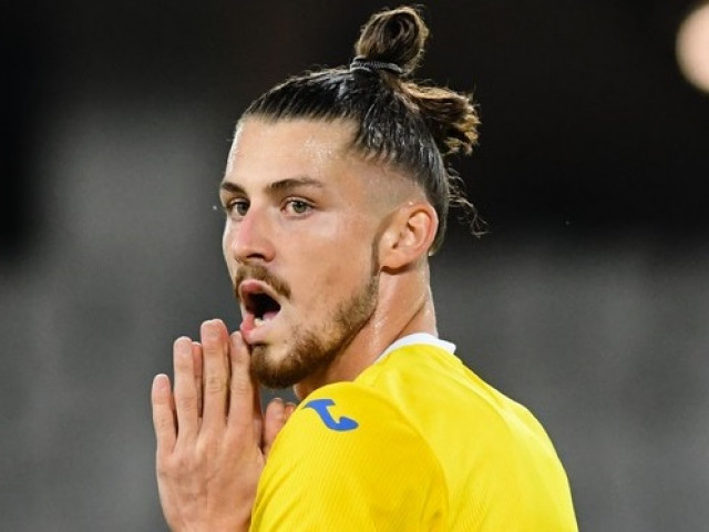 Suma stabilită de Napoli pentru Radu Drăgușin nu l-ar include în TOP 10 cei mai scumpi români din istorie