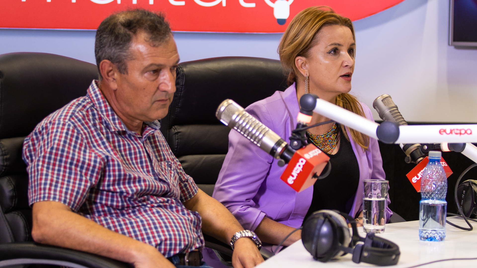 Coziana Zaharia și Marian Cârlig, doi profesori Merito, despre meseria de dascăl: „Să privim în copiii noștri nu niște elevi, ci adulți în devenire”