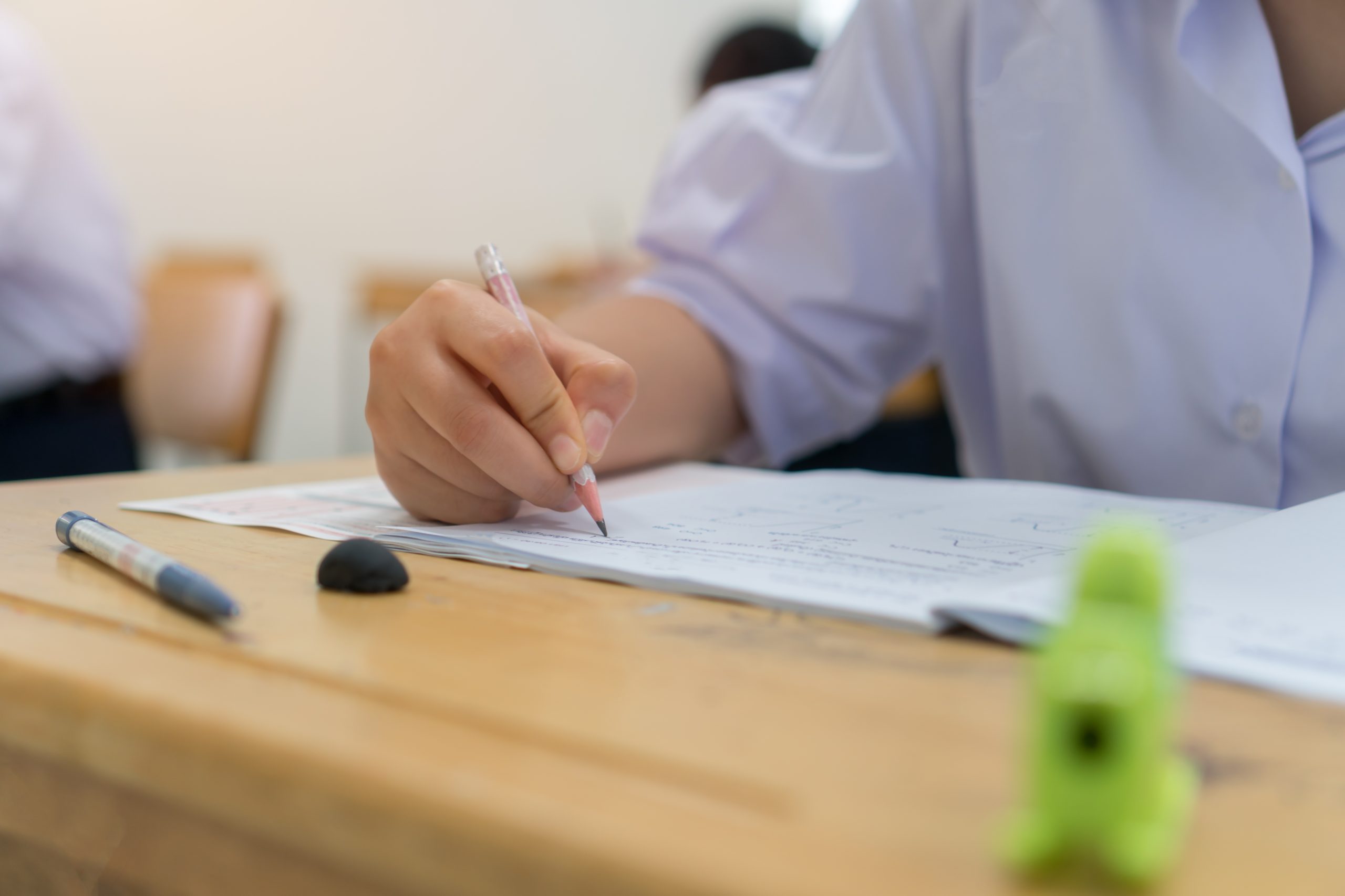 Vâlcea: Două licee cu rată de promovare zero și două cu rată de promovare 100% la BAC 2023