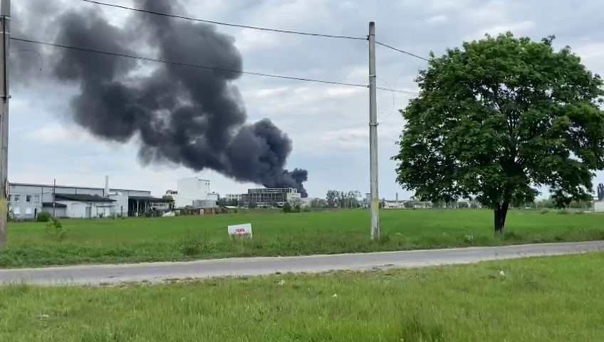 Incendiu la platforma chimică Săvinești