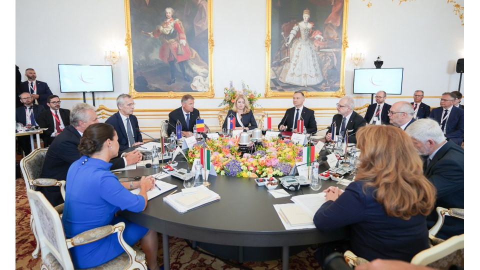 Declaraţie comună a liderilor Formatului Bucureşti 9: Susţinem aspiraţiile euroatlantice ale Ucrainei