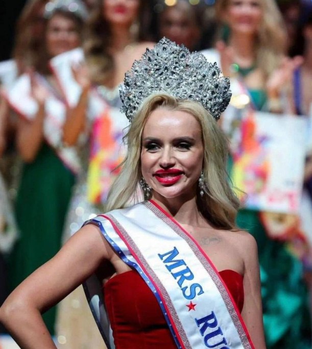 Concursul Misses Rusia, criticat dur pe rețelele de socializare după ce a fost câștigat de soția miliardarului care a sponsorizat evenimentul