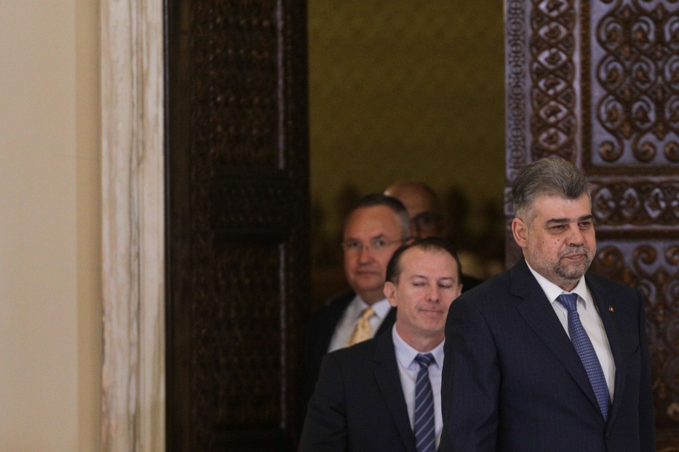 Cum se guvernează în România: De când nu şi-a mai dus un premier mandatul la final
