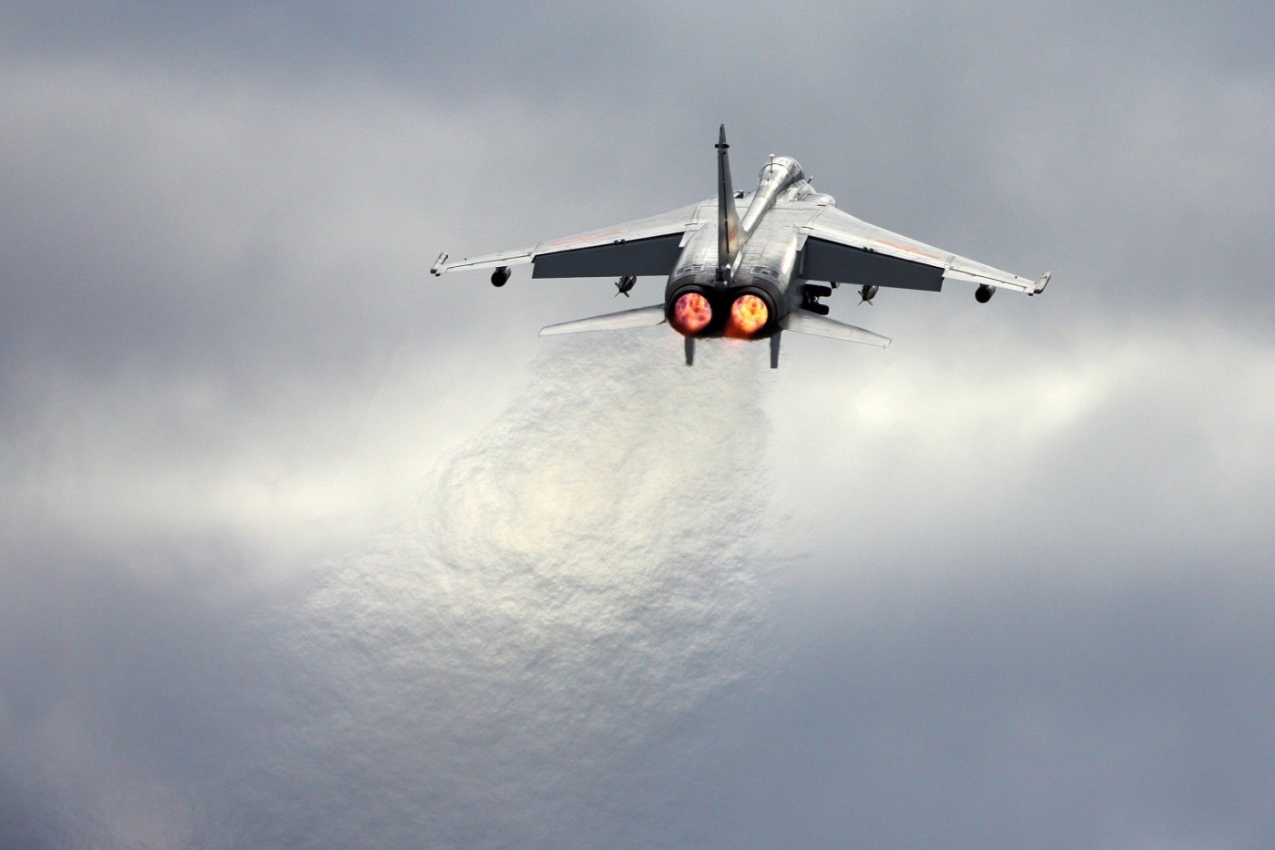 Taiwanul susține că a detectat peste 20 de avioane militare chineze în jurul insulei