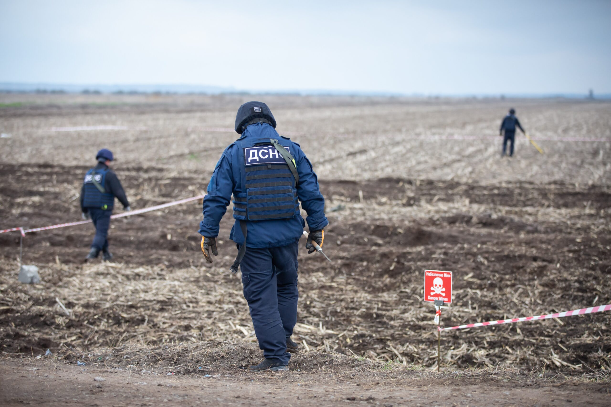 Rusia vrea să suprime contraofensiva Ucrainei cu ajutorul minelor, al artileriei și al aviației