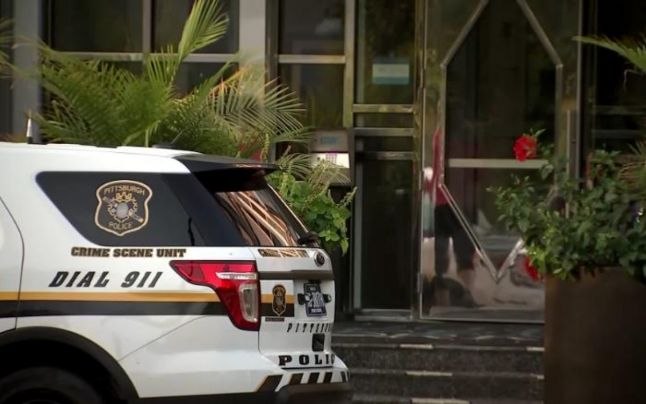 Un copil de doi ani din statul american Ohio şi-a împuşcat mortal mama, însărcinată în opt luni