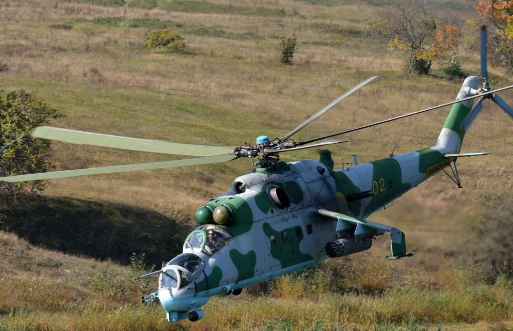 Forțele aeriene ucrainene anunță că au distrus un elicopter rusesc Mi-24 și un depozit de muniție