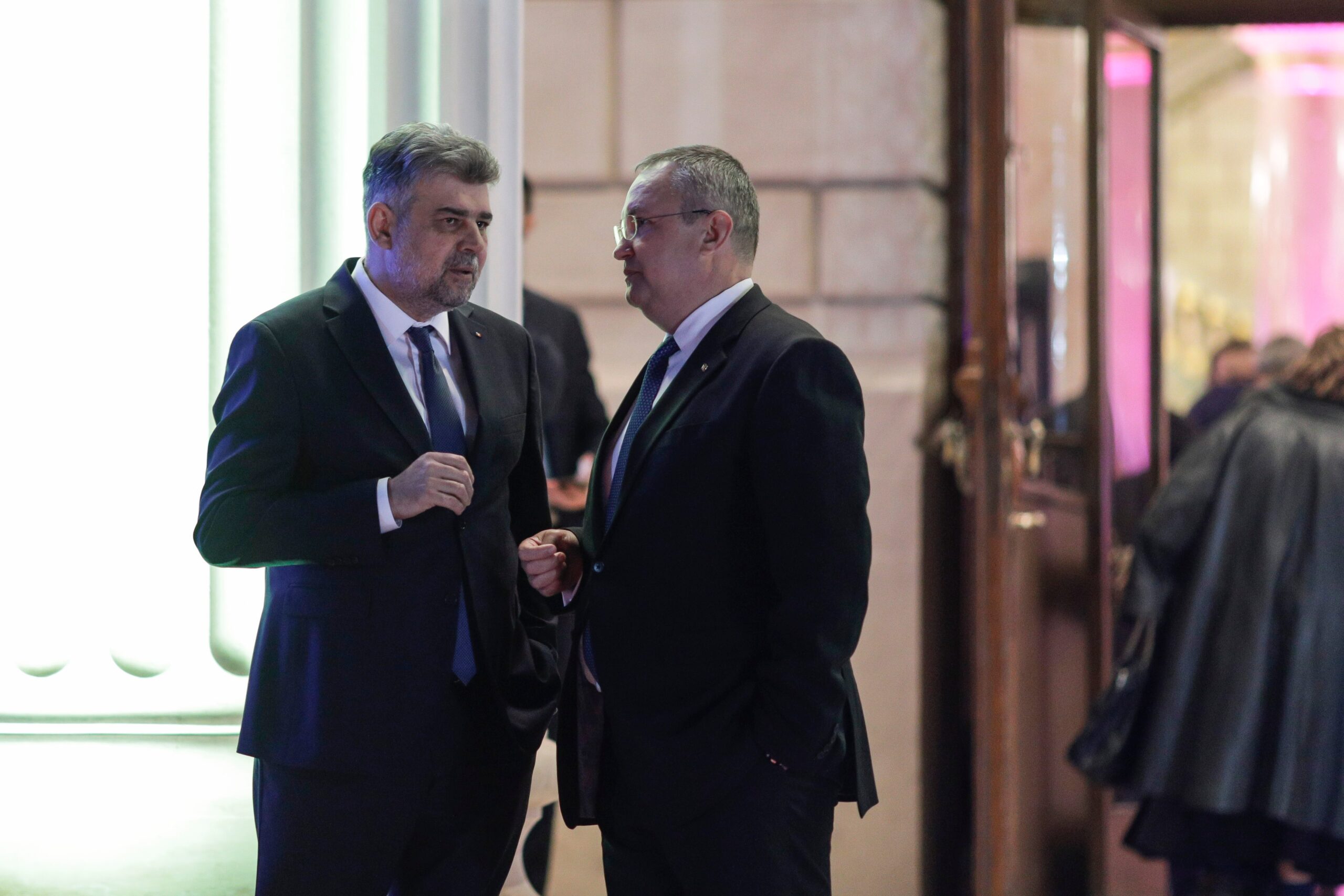 Pachet de legi „anti-speciali” la final de sesiune parlamentară. Ce prevăd inițiativele