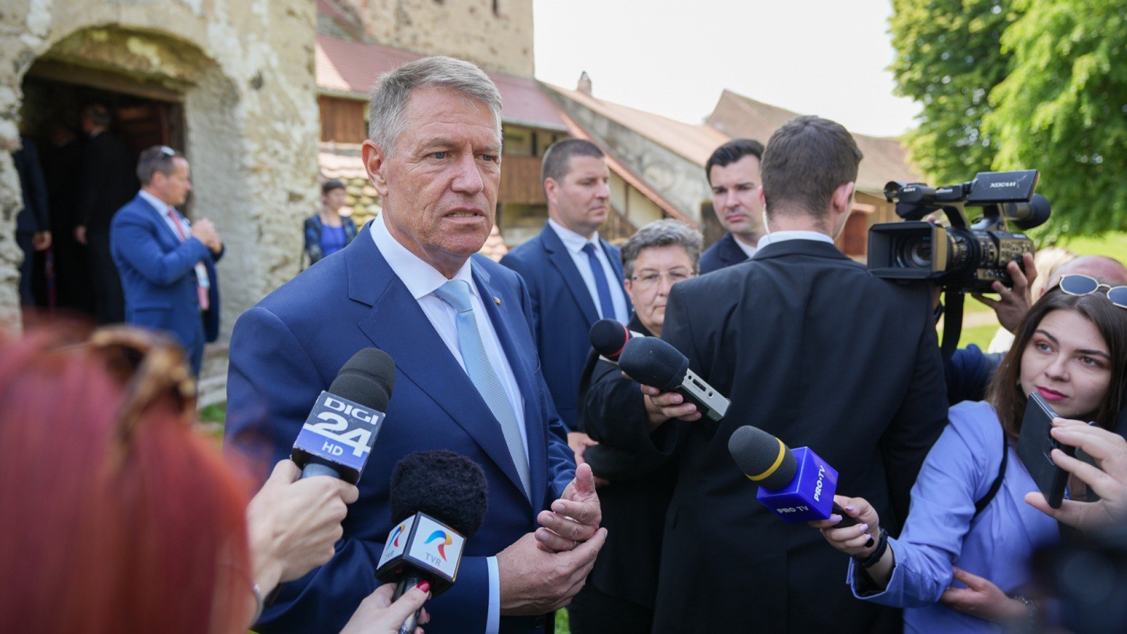 Preşedintele Iohannis participă la Haga la o reuniune în format restrâns dedicată pregătirii Summitului NATO