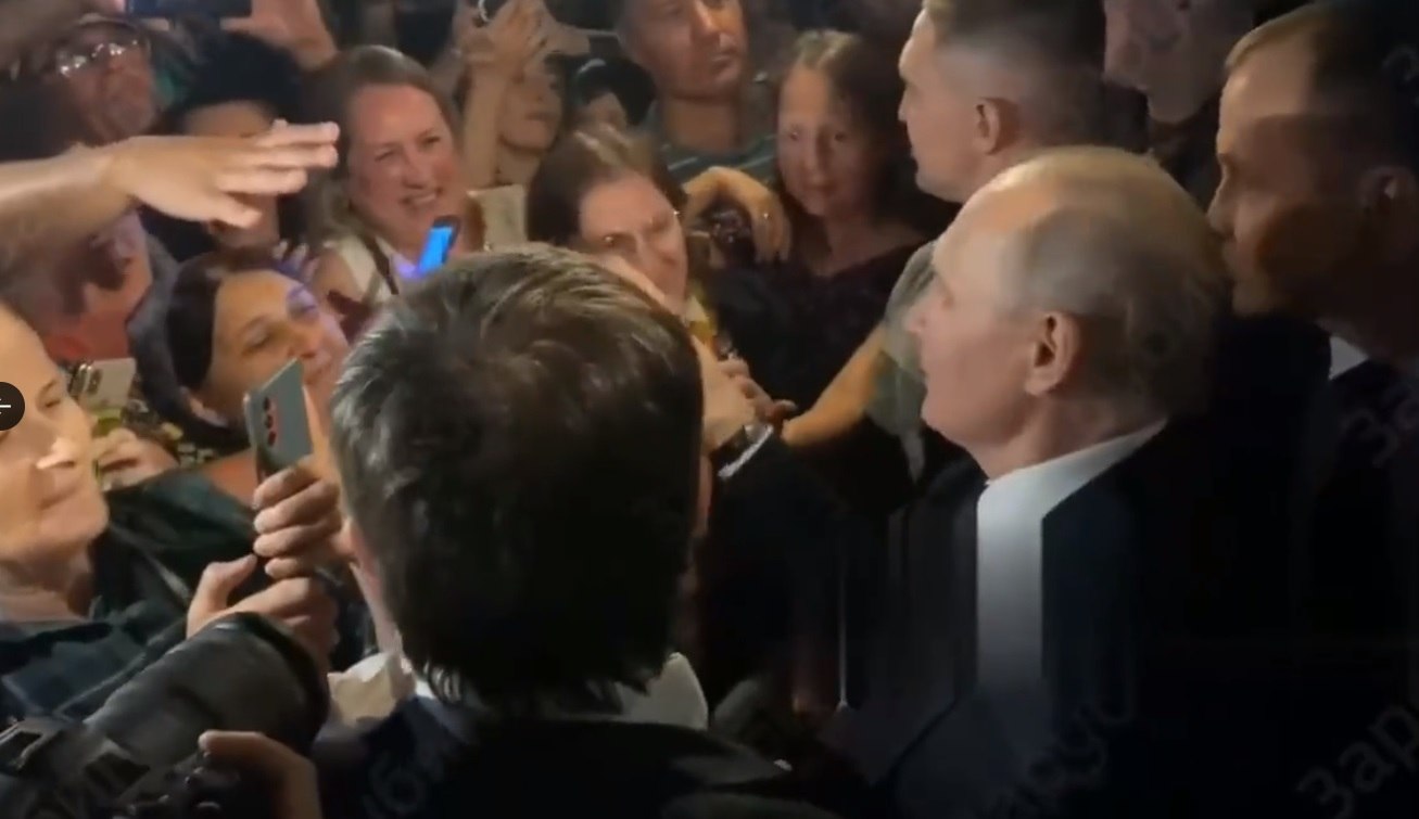Vladimir Putin, baie de mulțime într-una dintre cele mai sărace regiuni ale Rusiei VIDEO
