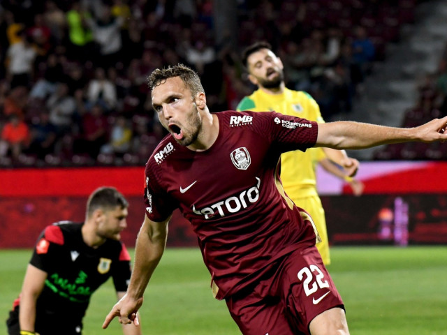 Au bătut palma! Gabriel Debeljuh semnează și continuă în România