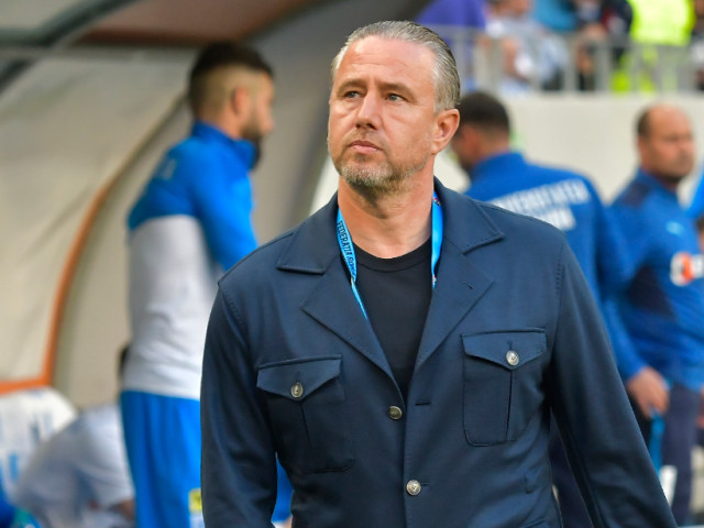 Reghecampf, în discuții cu doi patroni din România! Ce salariu ar solicita antrenorul pentru o revenire