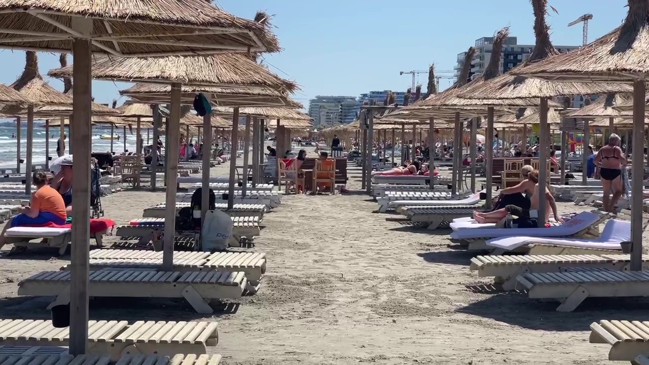 Minivacanța de Rusalii: 80.000 de turiști pe litoral : Europa FM