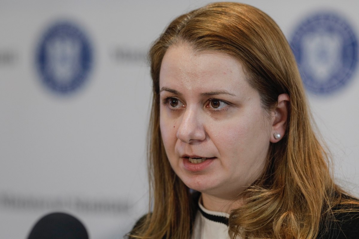 USR și Forța Dreptei au depus moțiune împotriva ministrului Educației. Reacția PNL