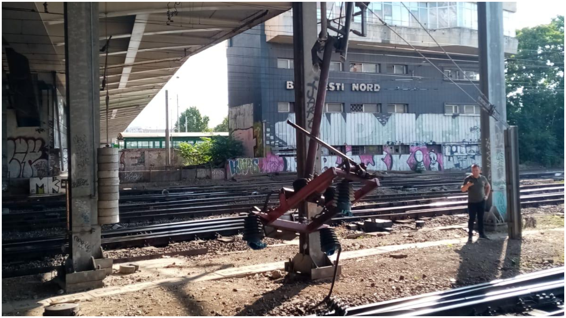 Traficul feroviar reluat în Gara de Nord pe liniile 9 și 14, dar sunt întârzieri la plecări și de 100 de minute
