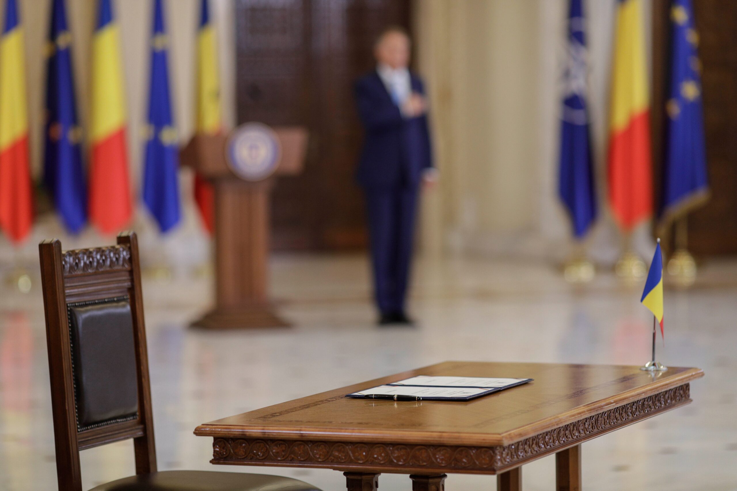 Orice act sexual cu un minor sub 16 ani va fi incriminat ca viol. Iohannis a promulgat Legea