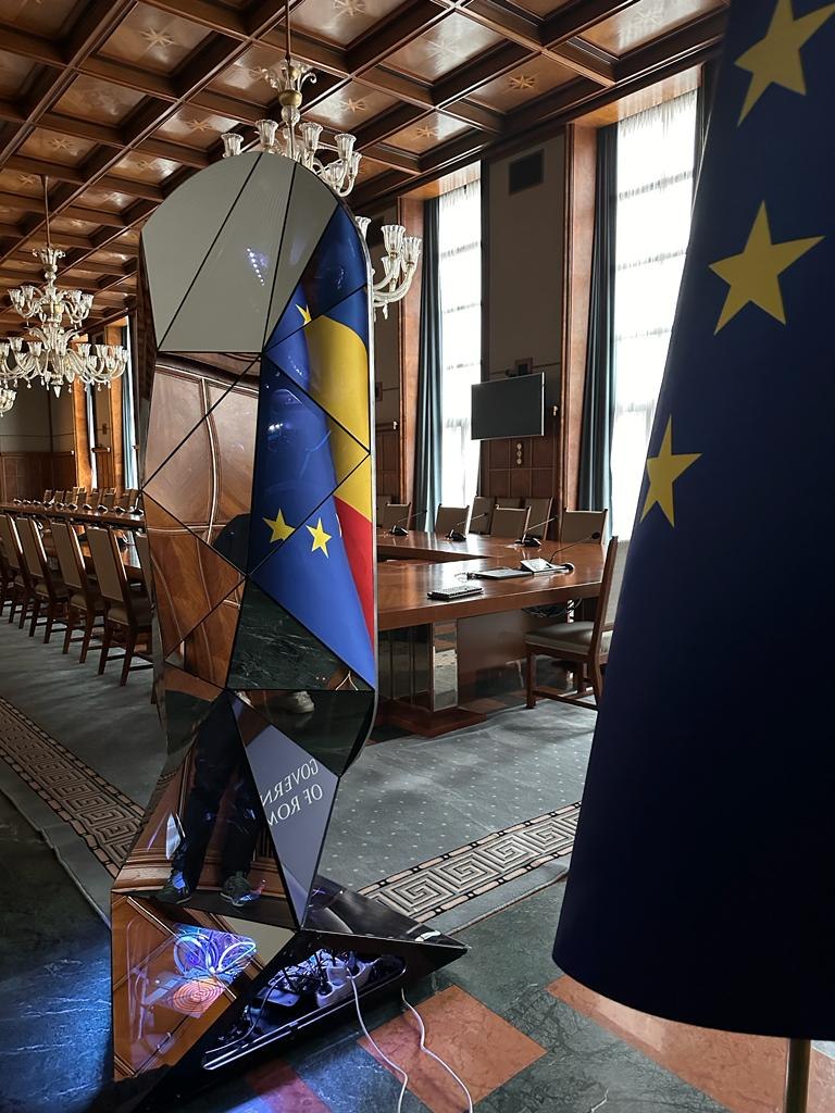 Ce se întâmplă cu robotul ION. Primul consilier al Guvernului care folosește inteligență artificială