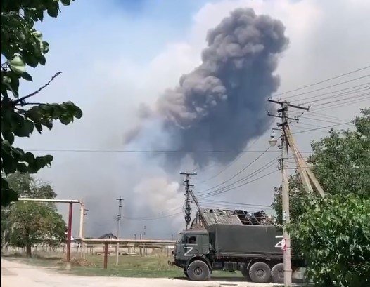 Explozii la un depozit de muniții din Crimeea: Traficul feroviar, întrerupt în peninsulă VIDEO