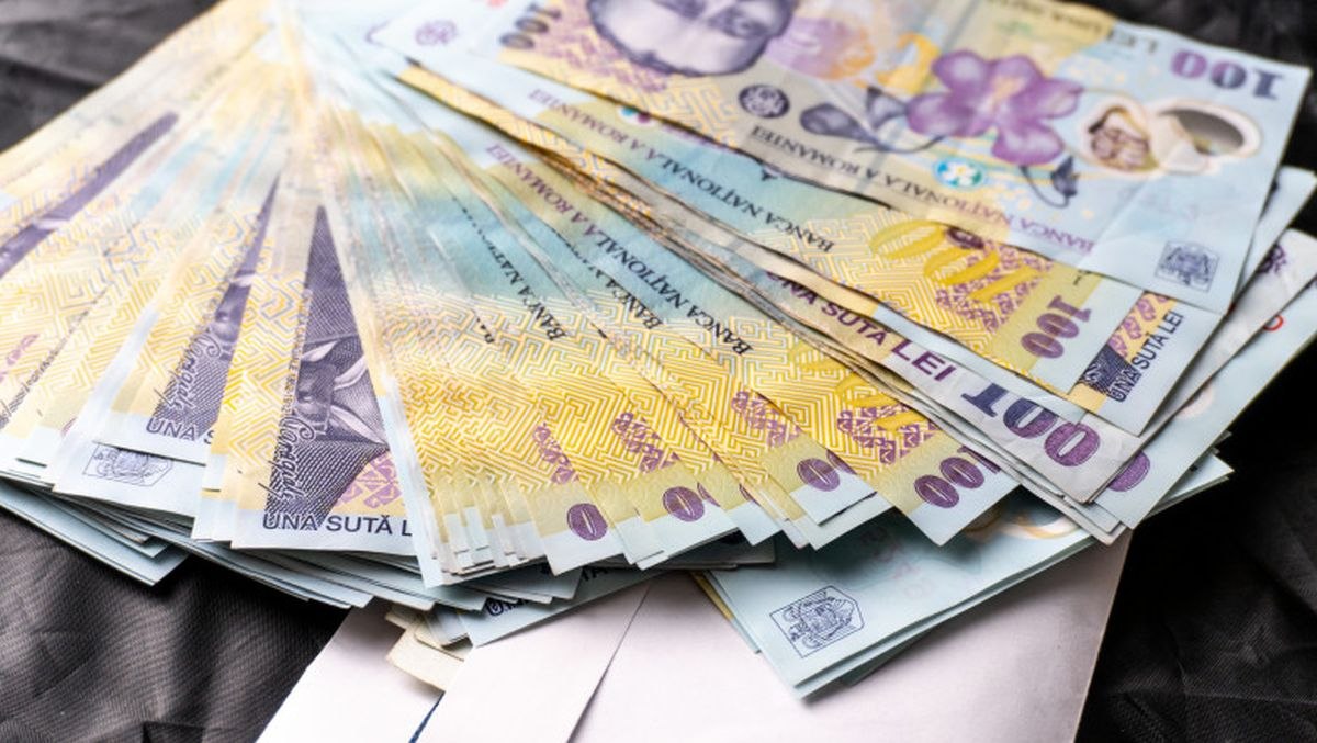 Partidele au dat drumul la robinetul cu bani de la stat. Pe ce au fost cheltuite peste 100 de milioane de lei