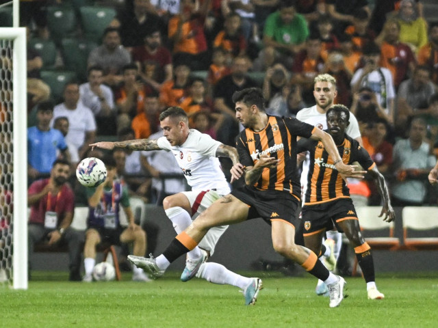 Curg ofertele pentru Alex Cicâldău! După Basaksehir, o altă formație îl dorește pe mijlocașul lui Galatasaray