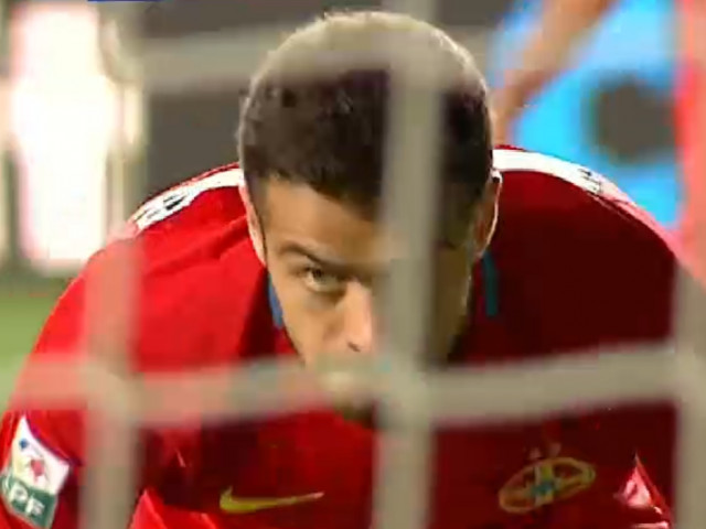 OUT! Fotbalistul care și-a dat autogol la 13 secunde de la debutul la FCSB își caută echipă