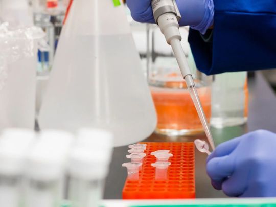 Un bărbat a fost testat pozitiv pentru sindromul respirator, care poate fi fatal. Ce simptome a avut când a ajuns la spital