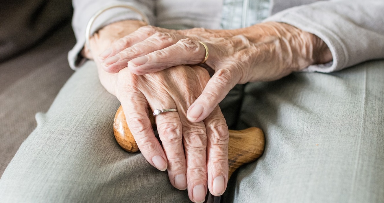 Bătrâni ținuți ca într-o seră de legume. Un nou centru clandestin descoperit în Voluntari : Europa FM