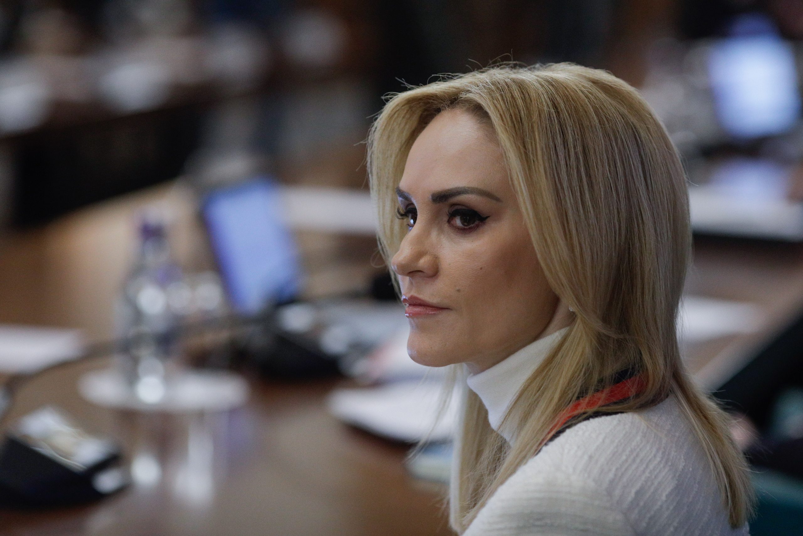 Reacția Gabrielei Firea la noile acuzații privind legătura dintre ea și inculpatul din dosarul căminelor din Ilfov: „Nu a fost vreodată șoferul meu” : Europa FM