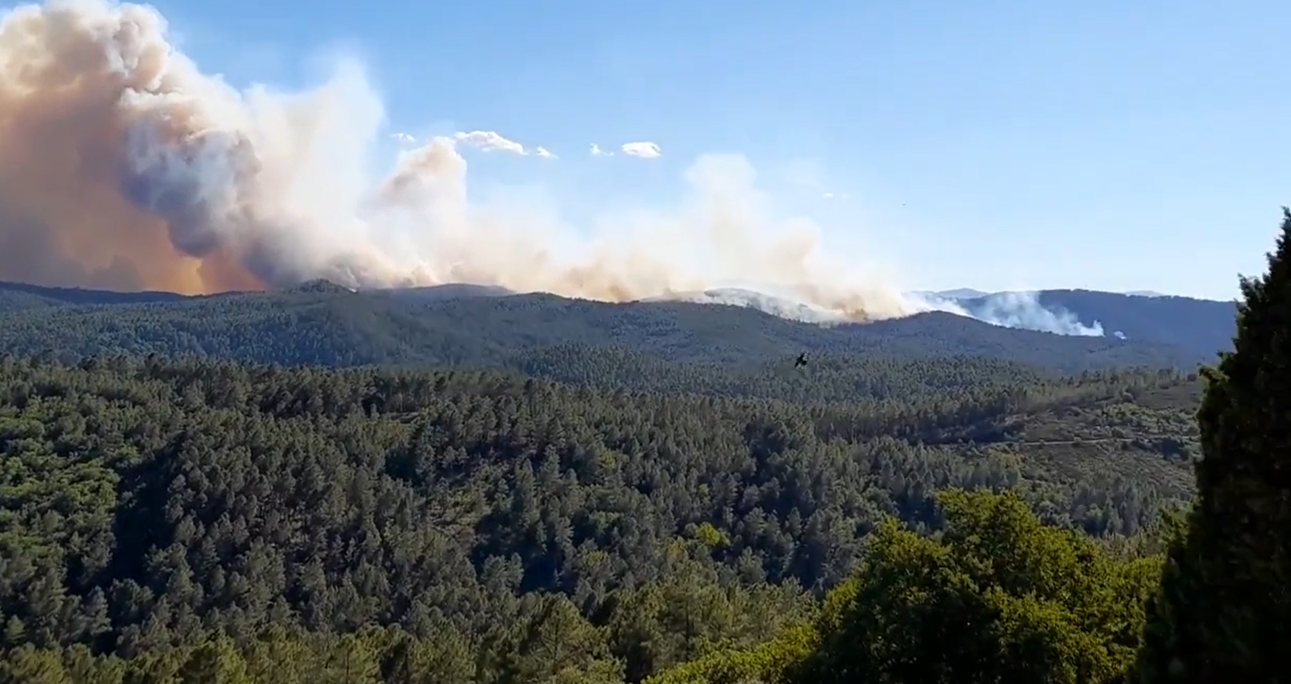 SPANIA: Peste 4.500 de hectare arse pe insula La Palma : Europa FM