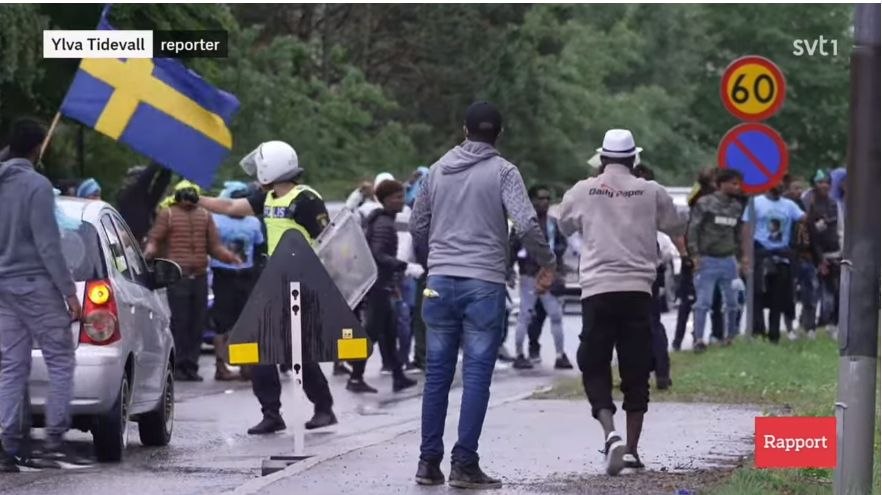 Zeci de persoane rănite după ciocniri violente la un festival cultural african din Stockholm VIDEO