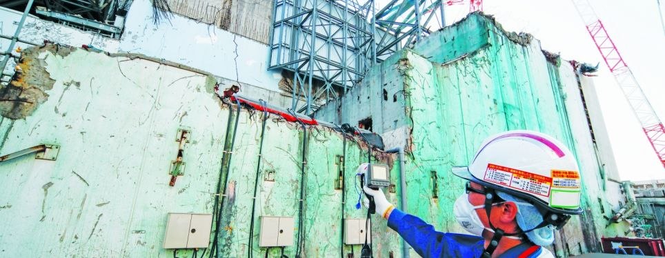 Deversarea apelor contaminate radioactiv de la Fukushima a început joi, de la 7 dimineața