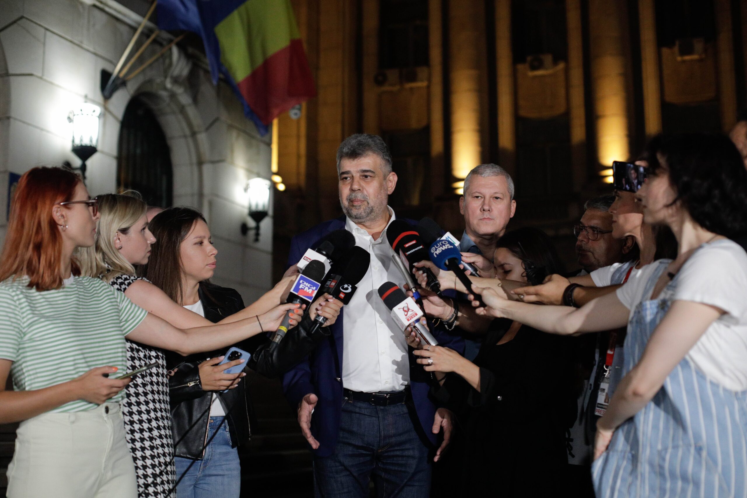 Ciolacu, solicitare către Predoiu: Aștept de la Poliție să lupte mult mai eficient cu dealerii de droguri, să fie destructurate rețelele de trafic