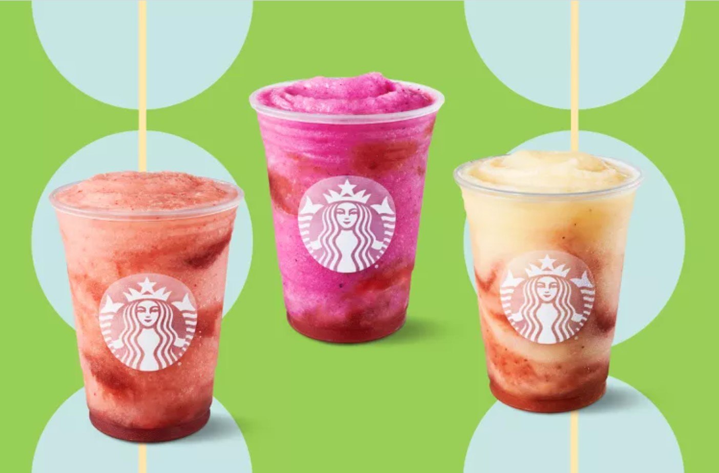 Clienții Starbucks au dat compania în judecată. Ce problemă au descoperit la băuturile cu fructe