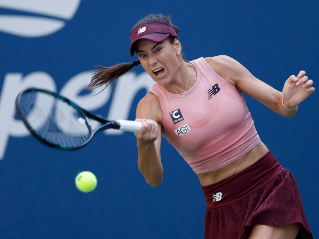 ”Un rând de aplauze sau două sau 53!”