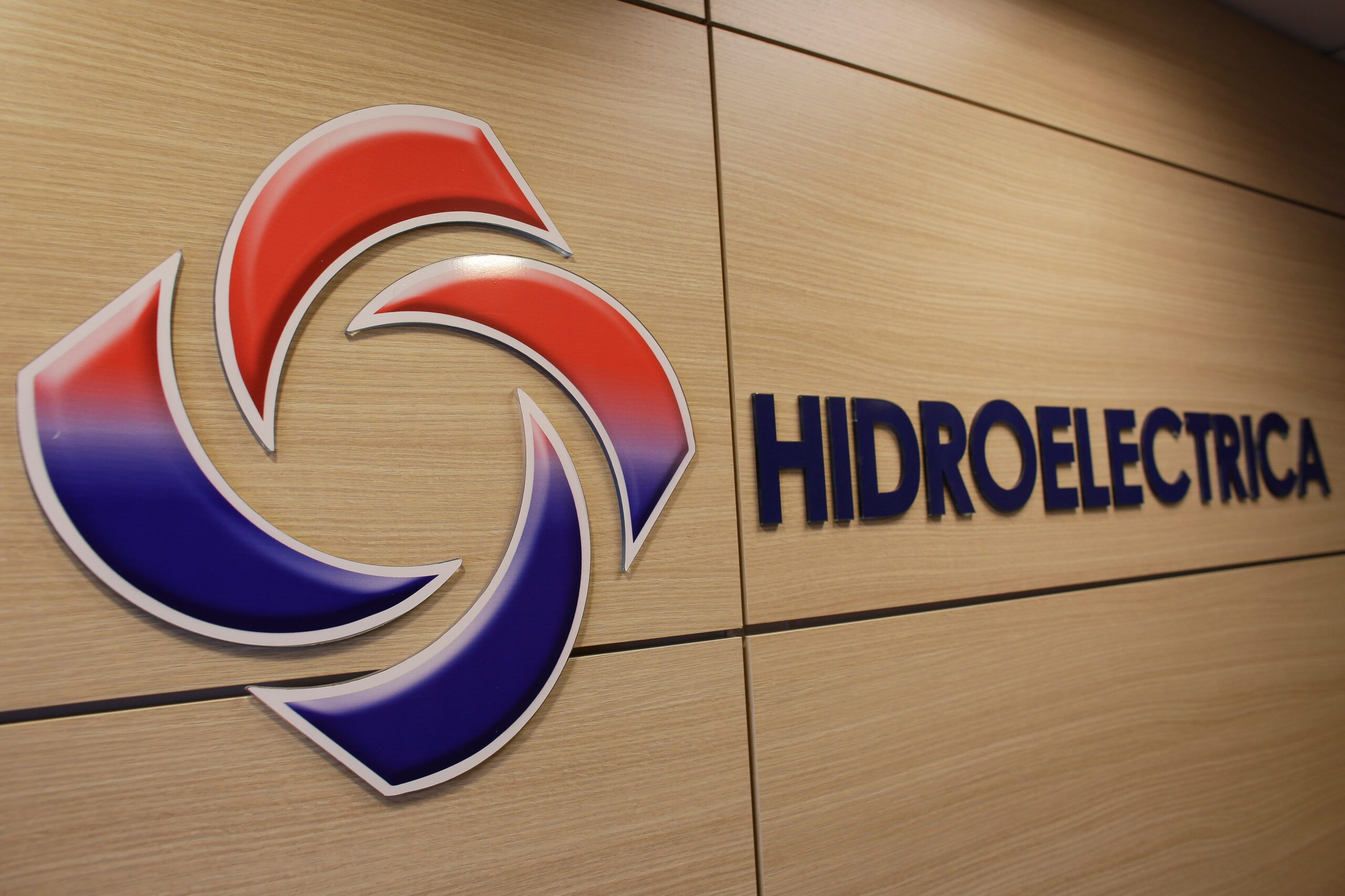 Șeful de cabinet al ministrului Energiei s-a retras din selecția pentru funcția de președinte al Hidroelectrica