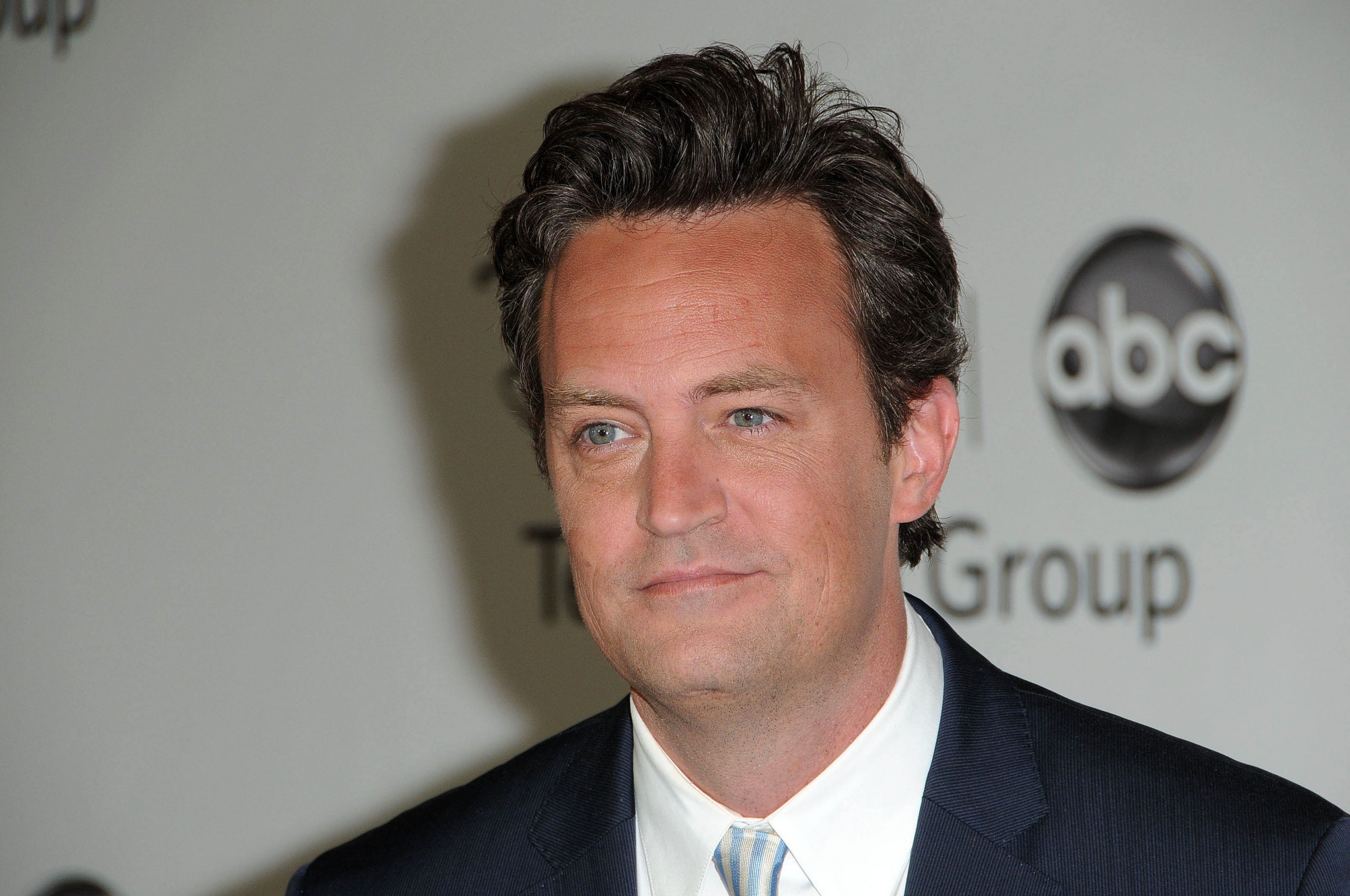 A murit actorul Matthew Perry din serialul “Friends” : Europa FM