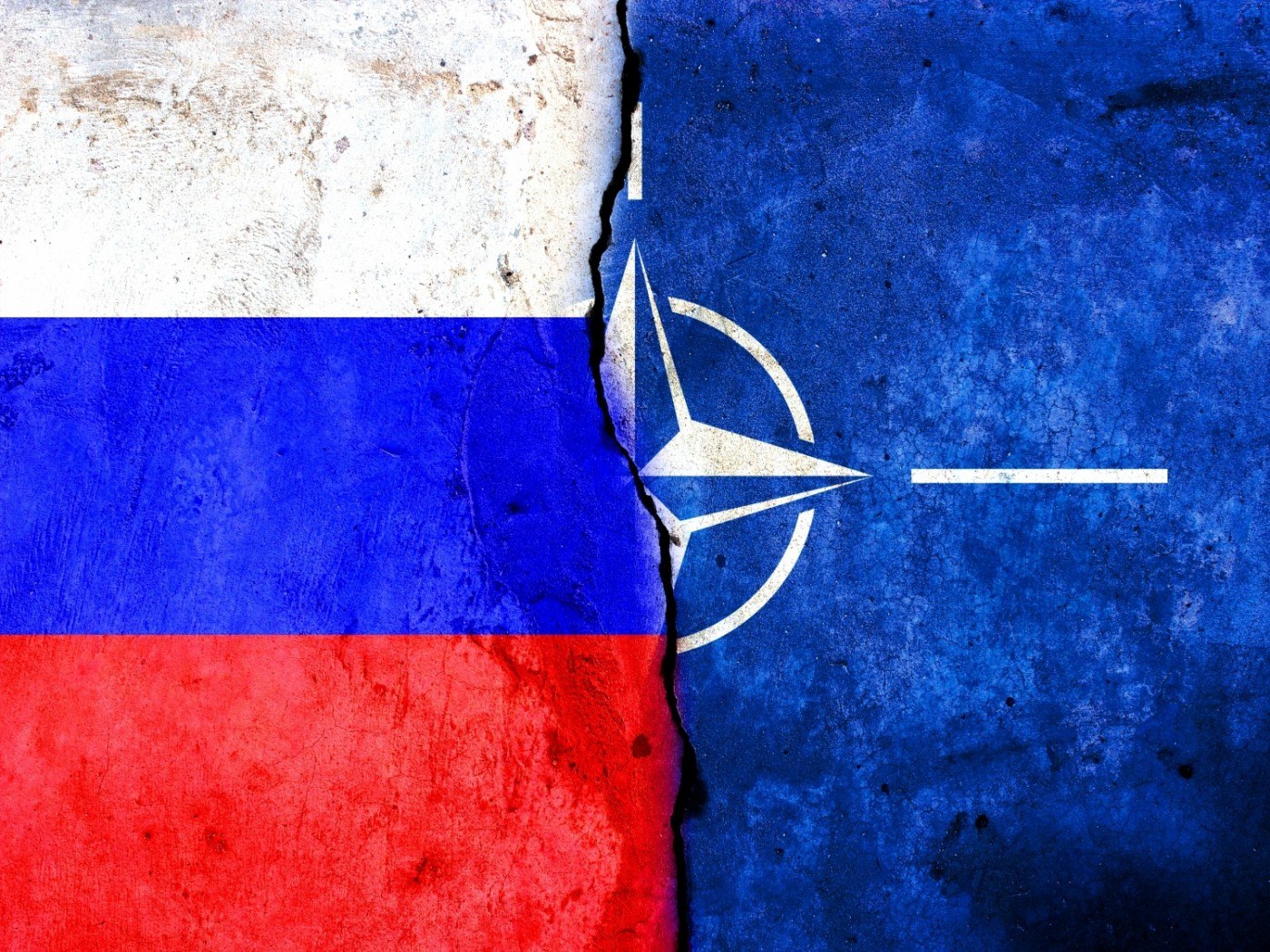Ce decizie a luat NATO după retragerea Rusiei din Tratatul cu privire la Forţele Armate Convenţionale din Europa