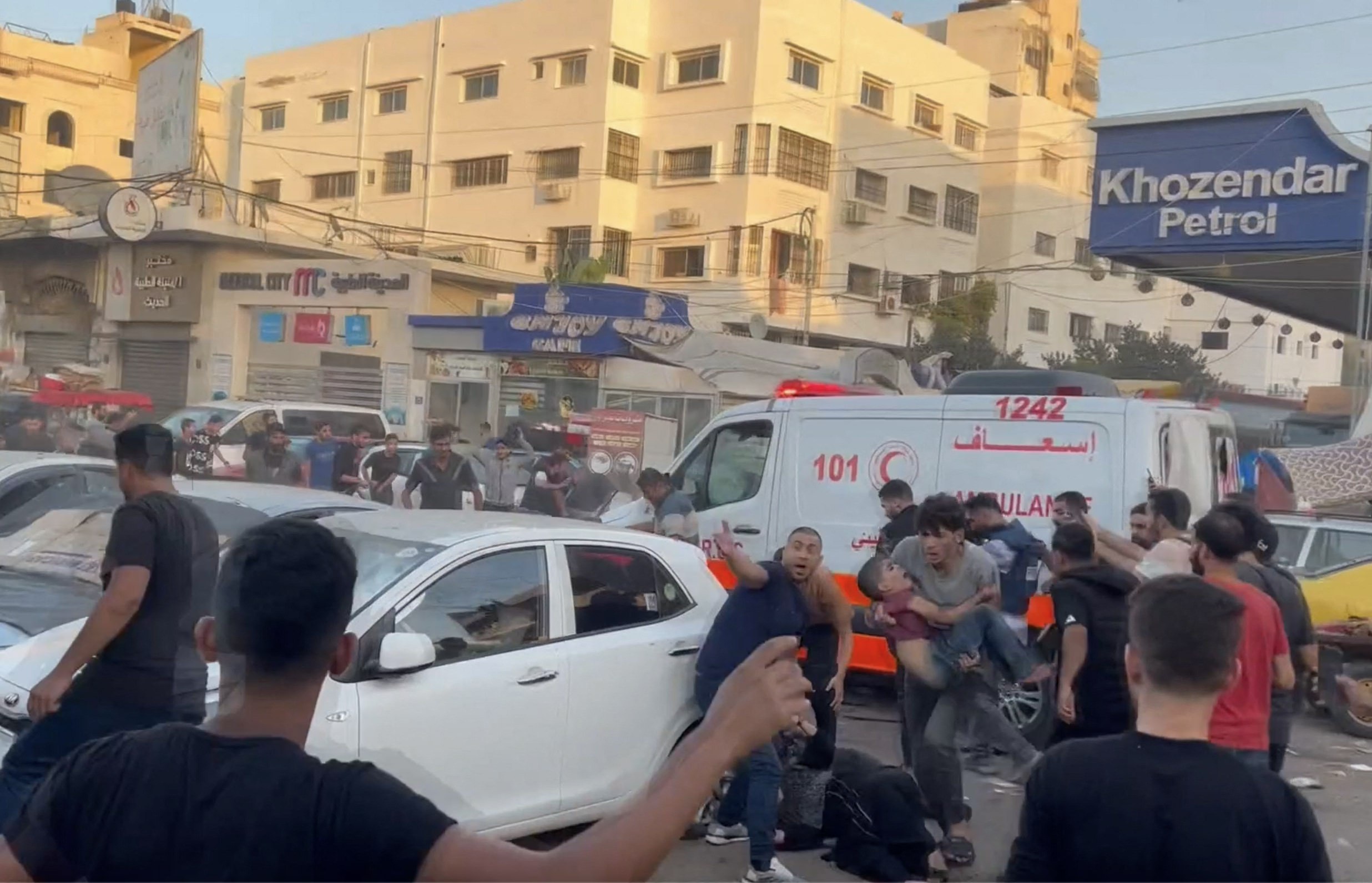 Armata israeliană a găsit într-un laptop din spitalul Al-Shifa imagini legate de ostaticii luaţi de Hamas