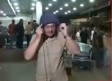 Un corespondent din Gaza a renunțat la cască și vestă în direct, după moartea unui coleg în bombardamente: „Vom fi uciși. Unul câte unul”
