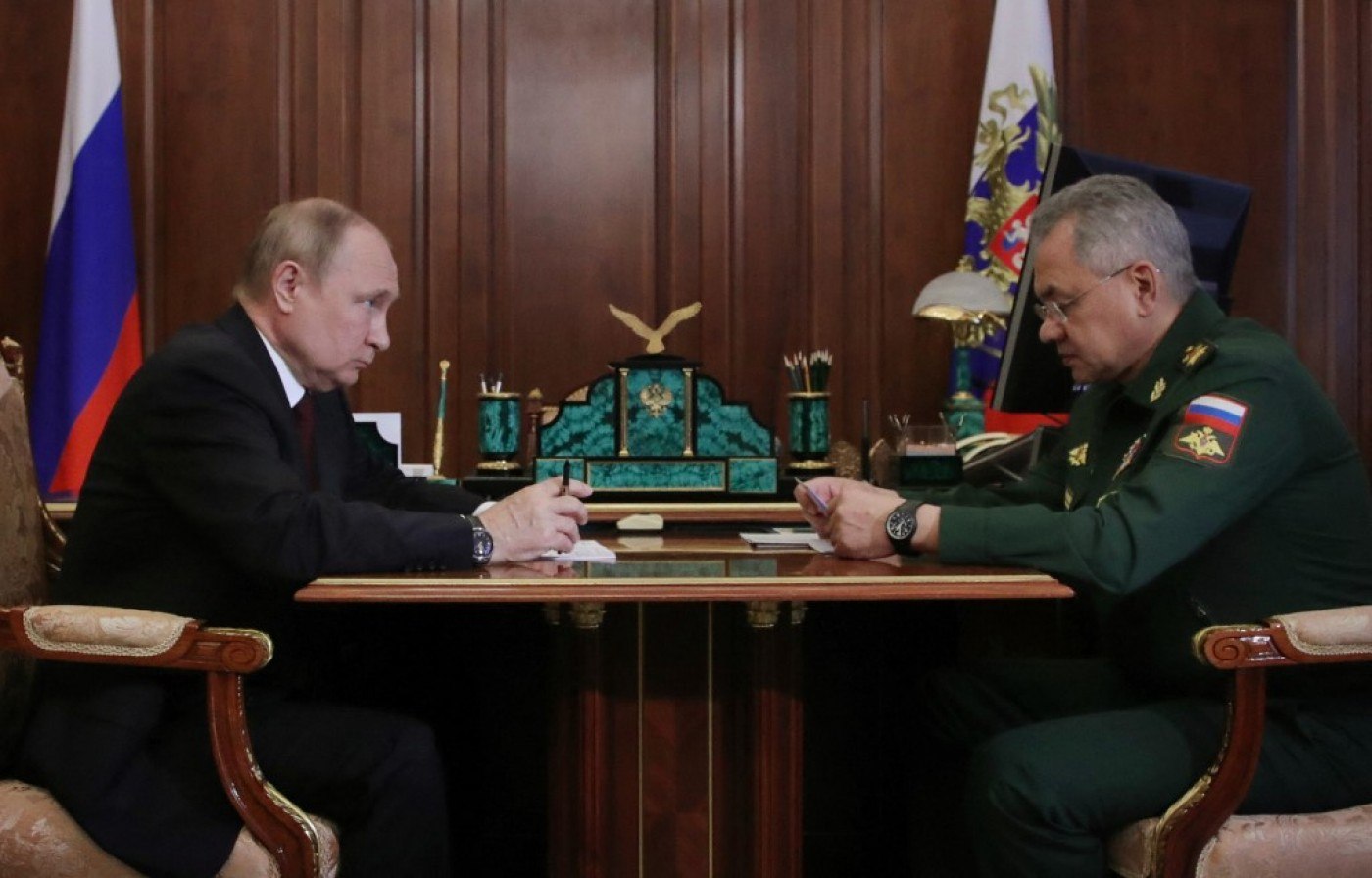 Ce raport de triste amintiri sovietice îi prezintă Șoigu lui Putin și cum arată realitatea