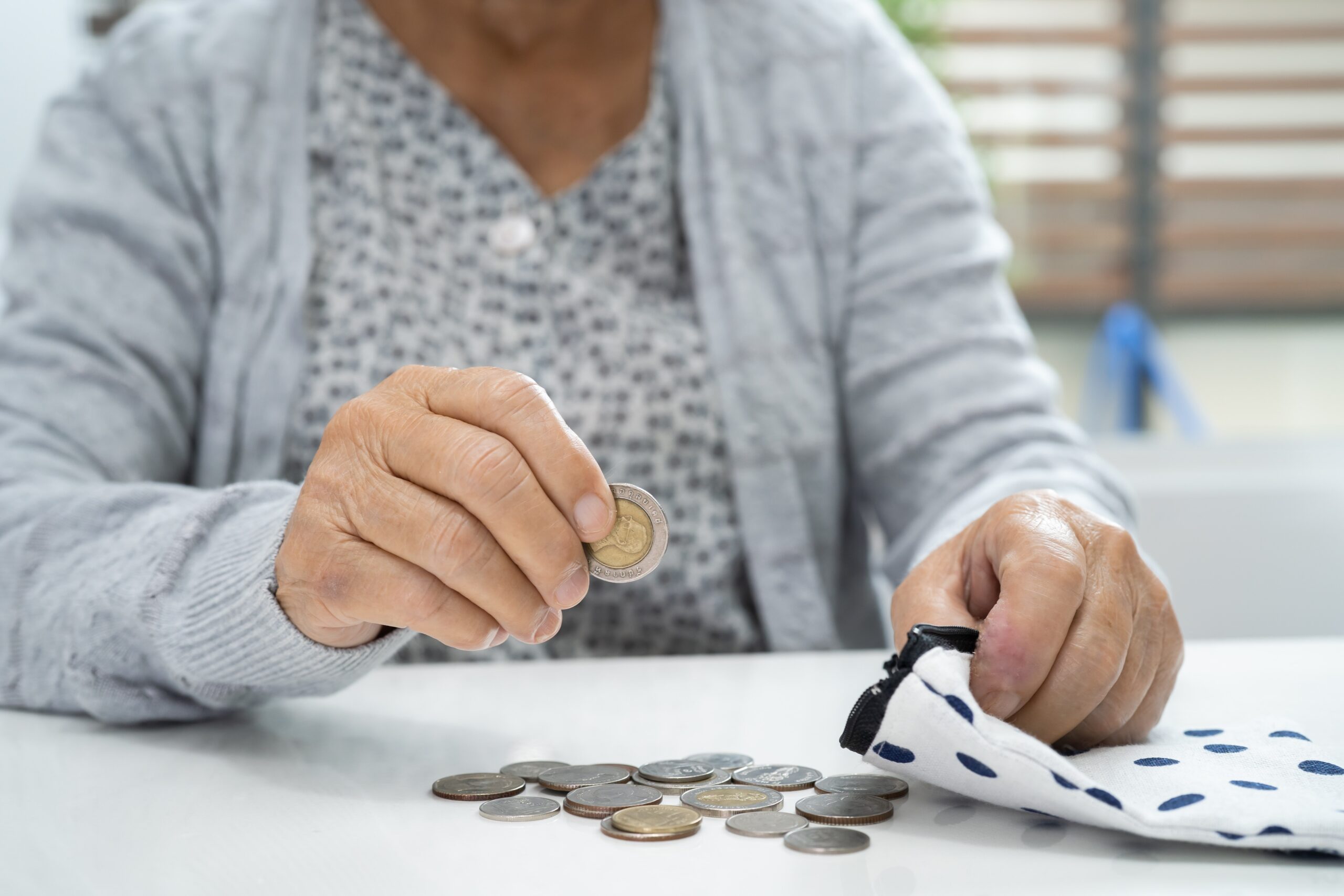 Pensia unei profesoare a fost sistată. „Primisem două scrisori în care mă întrebau, în mod eufemistic, dacă sunt moartă“