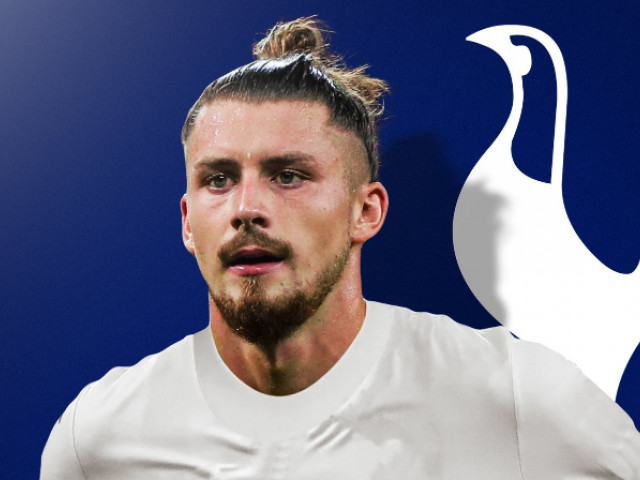 ”Florine, mergem cu el oriunde!”. Povestea din spatele transferului lui Radu Drăgușin la Tottenham