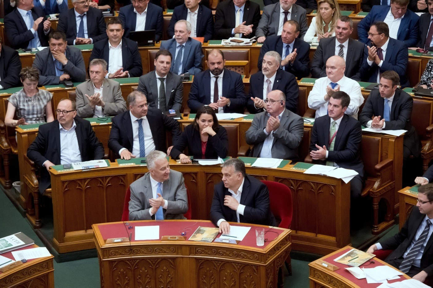 Partidul lui Viktor Orban îl propune la președinția Ungariei pe președintele Curții de Conturi