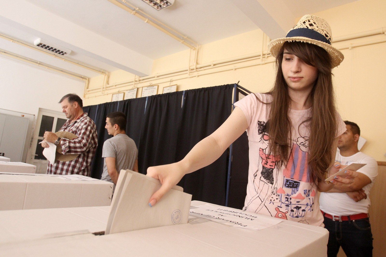 De ce sunt diferențe majore între sondajele privind alegerile europarlamentare ANALIZA