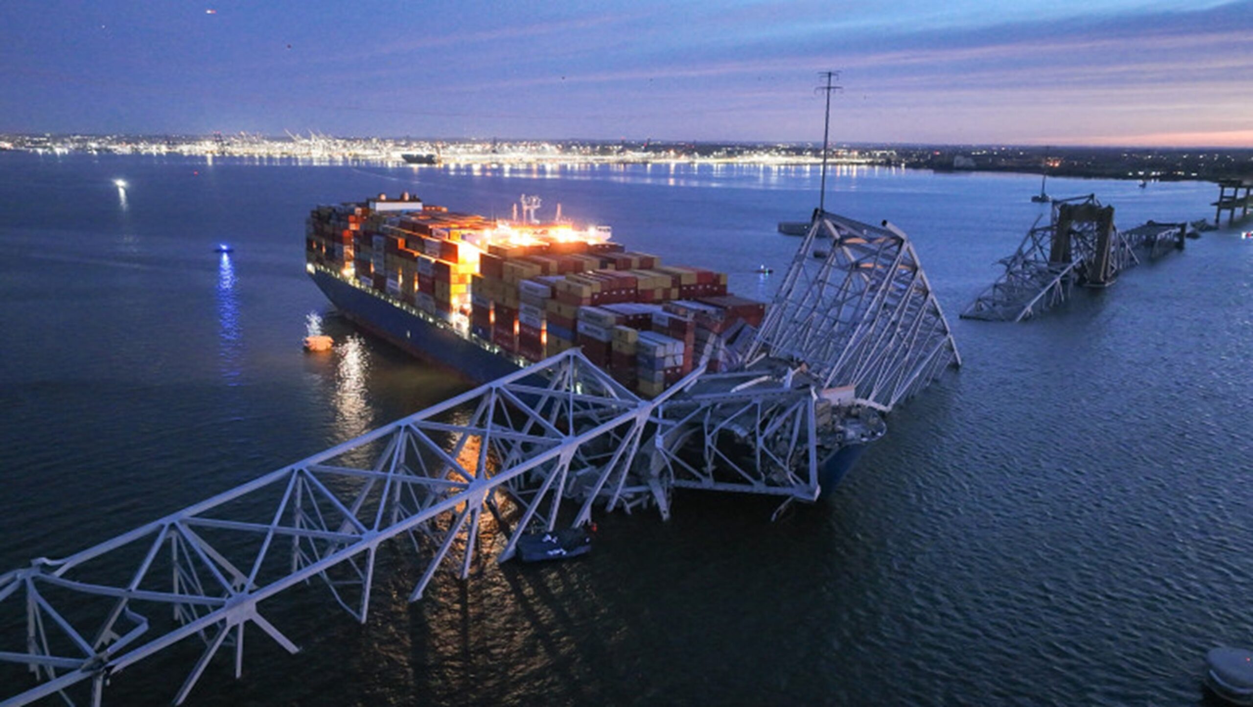 Starea navei container care s-a ciocnit de pilonul unui pod din Baltimore este bună