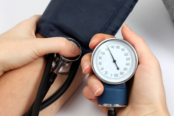 Cum să depistezi din timp tensiunea arterială ridicată?