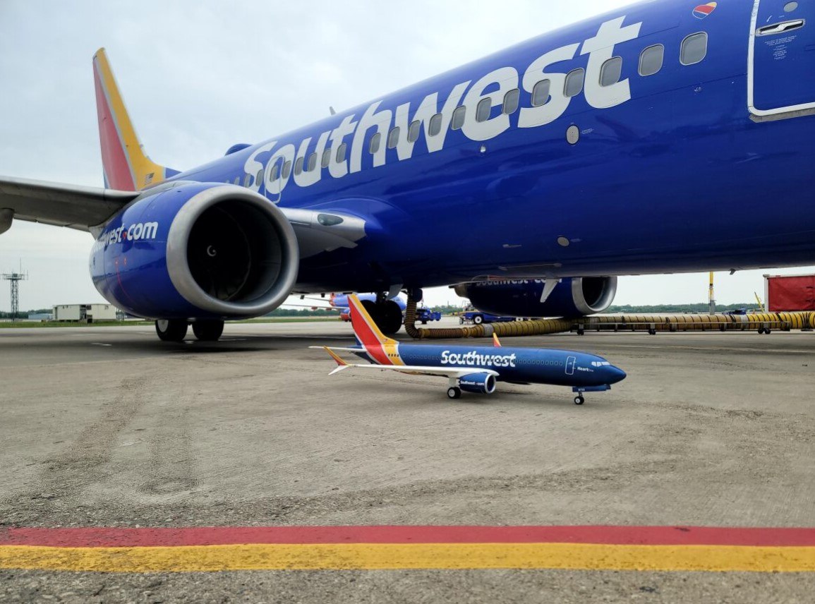 FAA va investiga carcasa unui motor al unui avion Boeing 737-800 s-a rupt în timpul decolării | VIDEO